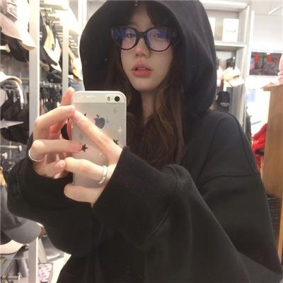 德凯奥特曼国语